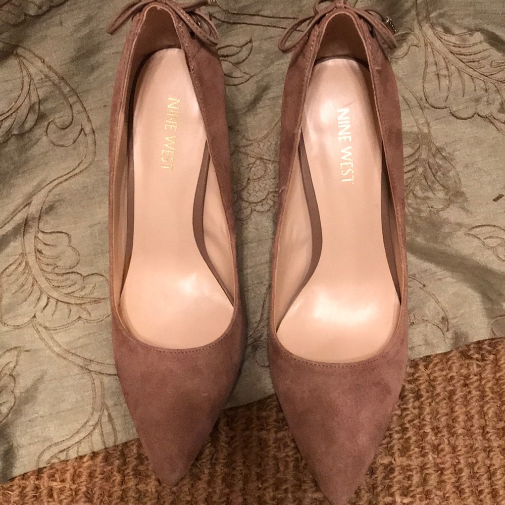 Nine West suede heels - Picture 3 of 4